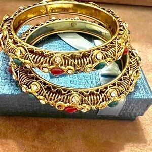 𝅺BEAUTIFUL gold boho bangle bracelets